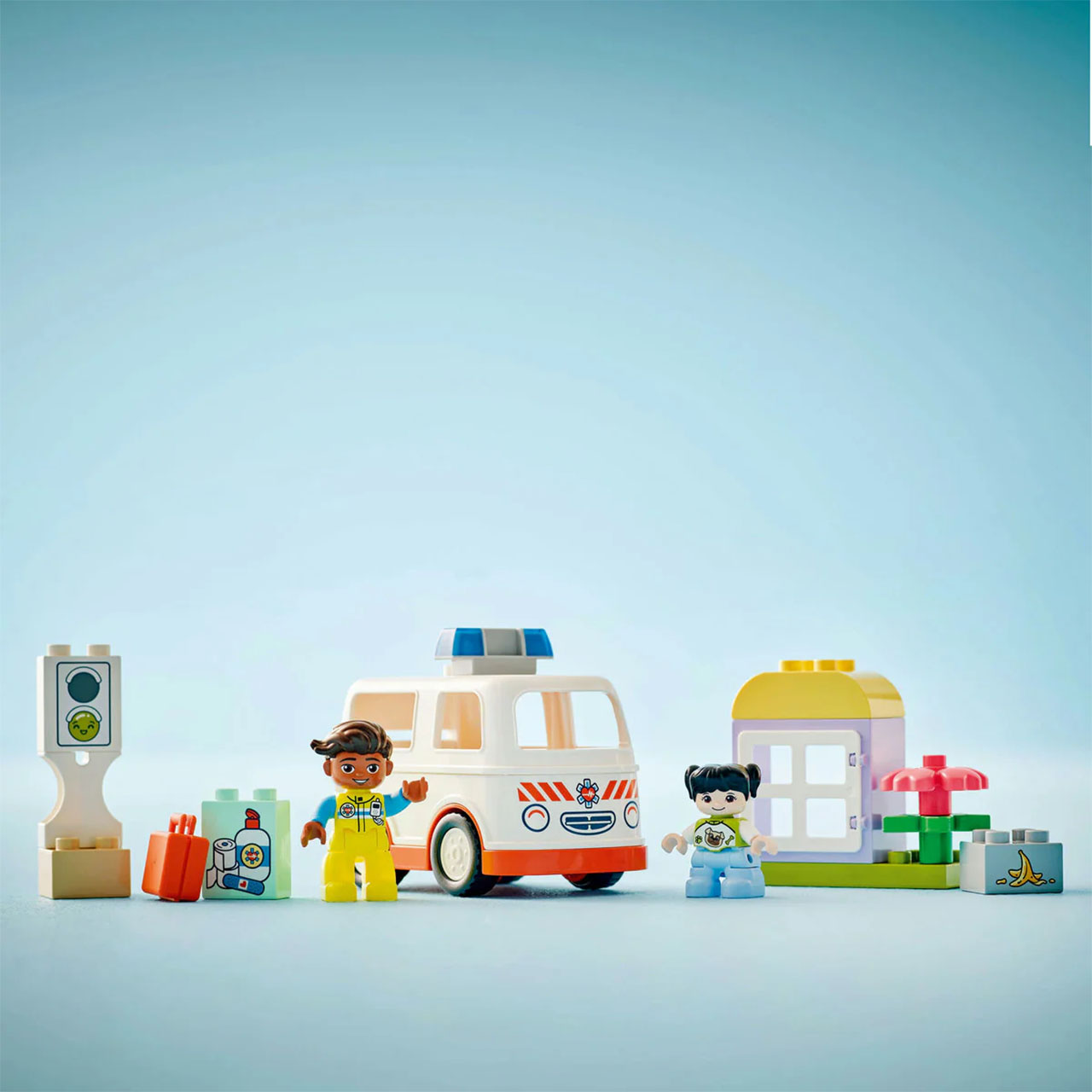 Lego - kocke - LEGO 10447 Kola hitne pomoći i vozač - slika 4